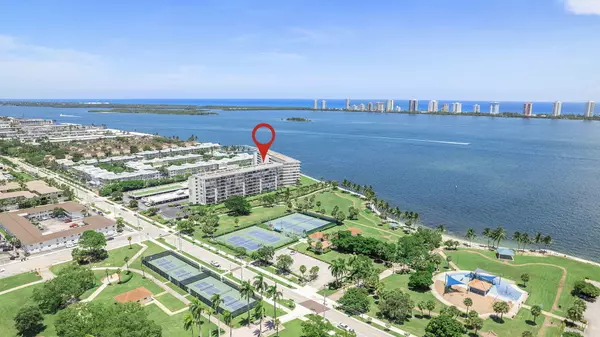 Lake Park, FL 33403,801 Lake Shore DR 505