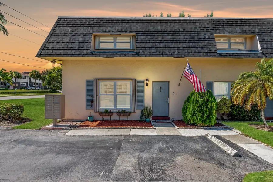 1745 NW 4th AVE 1, Boca Raton, FL 33432