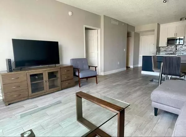 West Palm Beach, FL 33401,630 S Sapodilla AVE 431