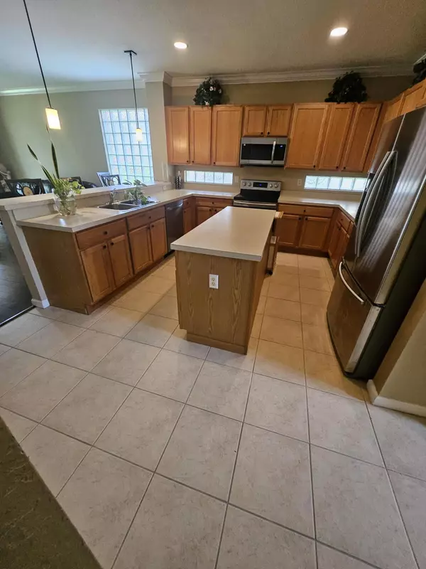West Palm Beach, FL 33413,421 Gazetta WAY