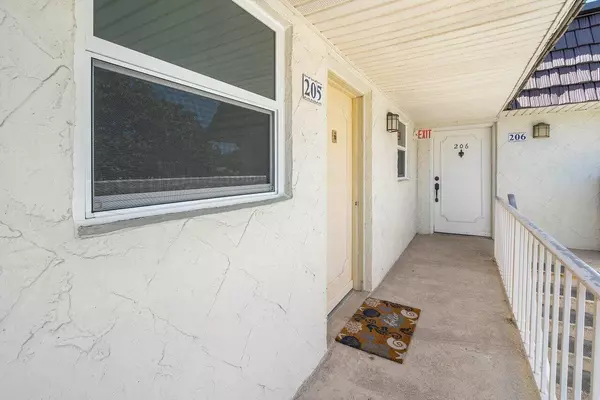 Royal Palm Beach, FL 33411,12003 Poinciana BLVD 205