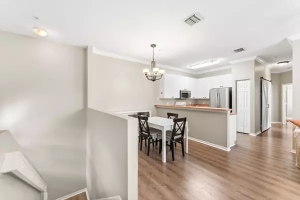 Tequesta, FL 33469,115 Lighthouse CIR C