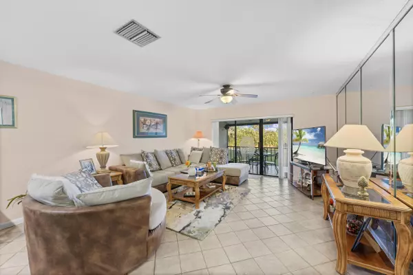 Boca Raton, FL 33433,8305 Casa Del Lago F