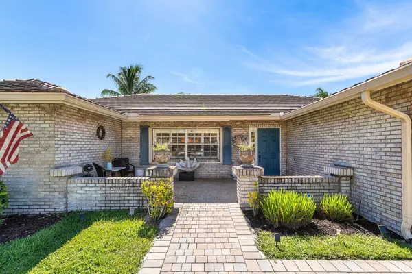 Boca Raton, FL 33428,21911 Satinwood DR