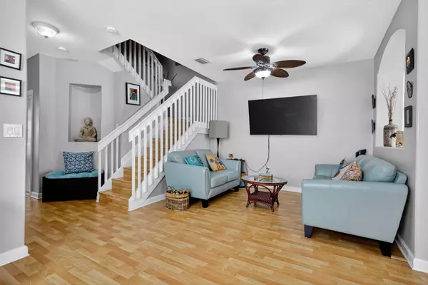 913 SW 151 PL, Miami, FL 33194