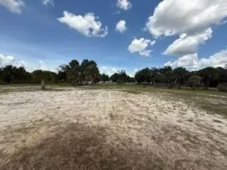 Okeechobee, FL 34972,19374 NW 302