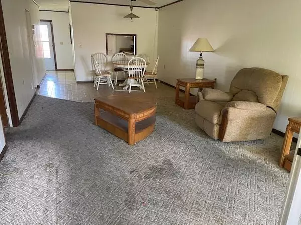 Stuart, FL 34994,1900 S Kanner HWY 1-202