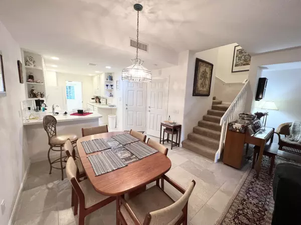 Jupiter, FL 33458,2913 E Community DR