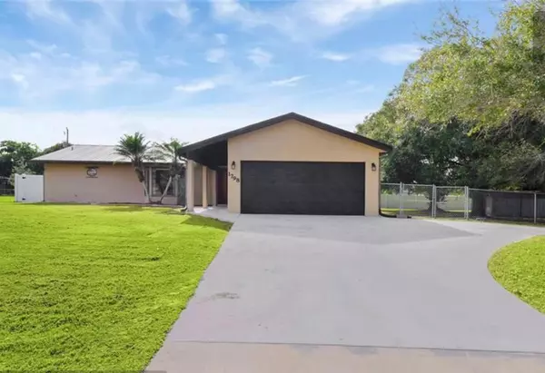 1798 SW Del Rio BLVD, Port Saint Lucie, FL 34953