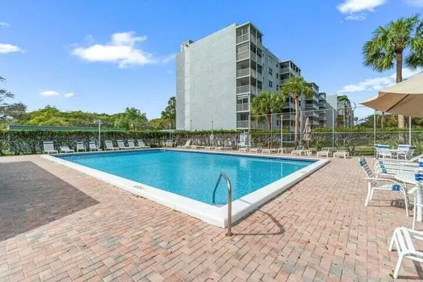 Boca Raton, FL 33487,5700 NW 2nd AVE 310