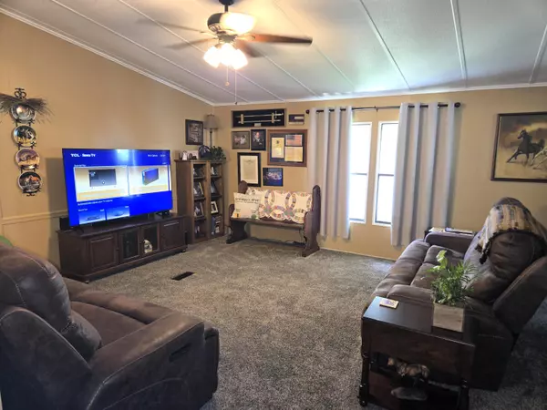 Okeechobee, FL 34974,3037 SE 27th ST