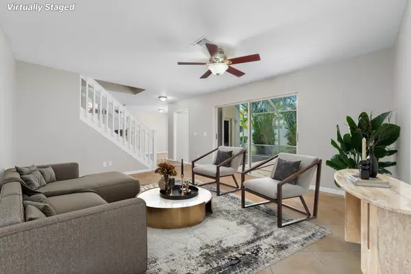 Fort Pierce, FL 34950,1536 N Lawnwood CIR 3