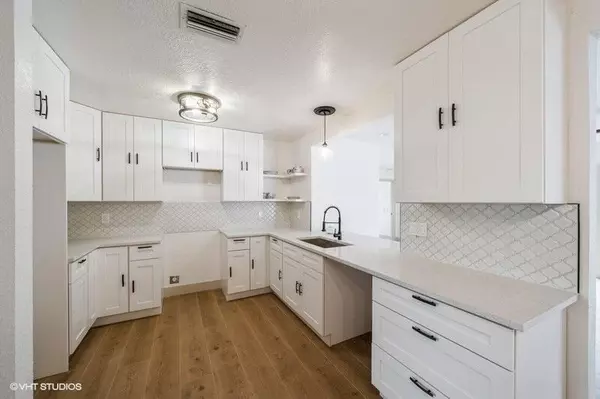 Port Saint Lucie, FL 34983,549 NW Salina Ter TER