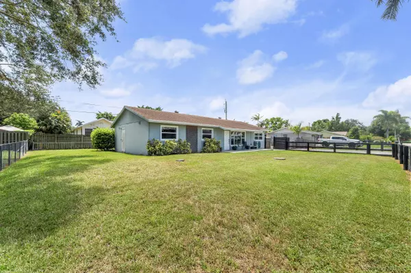Lake Worth, FL 33467,9182 Lantern DR