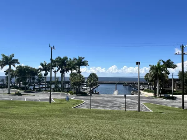 Pahokee, FL 33476,197 W Main ST