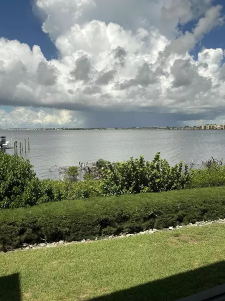 3792 NE Ocean BLVD 211-N, Jensen Beach, FL 34957