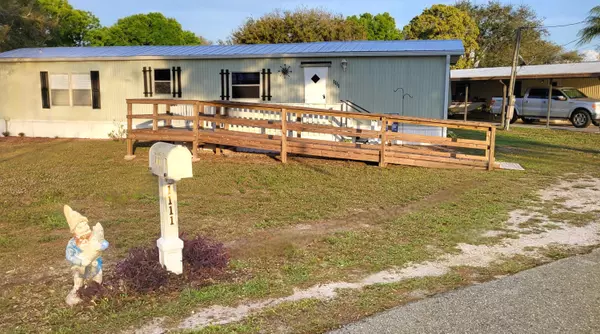 Okeechobee, FL 34974,1111 10th ST