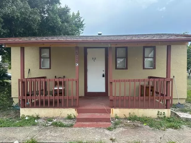 512 N 27th ST C, Fort Pierce, FL 34950