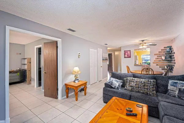 Fort Pierce, FL 34951,6034 Indrio RD 1