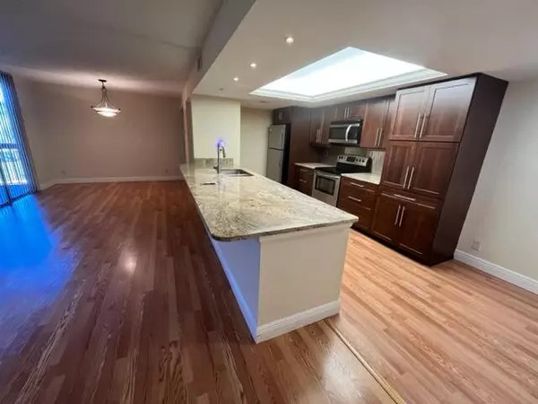 2255 Lindell 4209 BLVD 4209, Delray Beach, FL 33444
