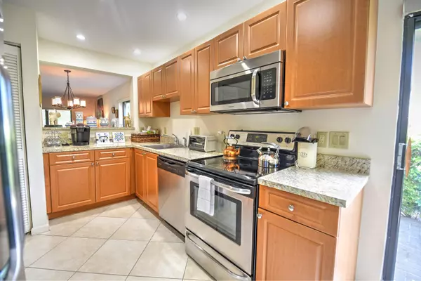 Boynton Beach, FL 33436,28 Stratford LN C