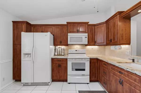 18541 Cherborg DR D, Boca Raton, FL 33496