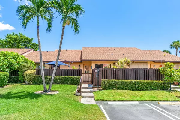 Greenacres, FL 33415,823 Sky Pine WAY K