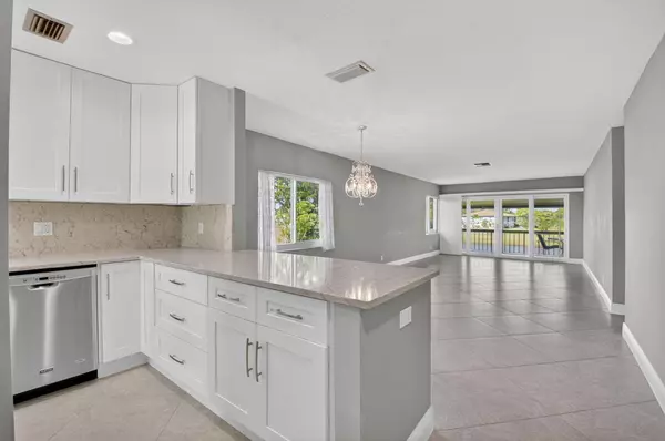 Delray Beach, FL 33484,5880 Sugar Palm Court, Unit B