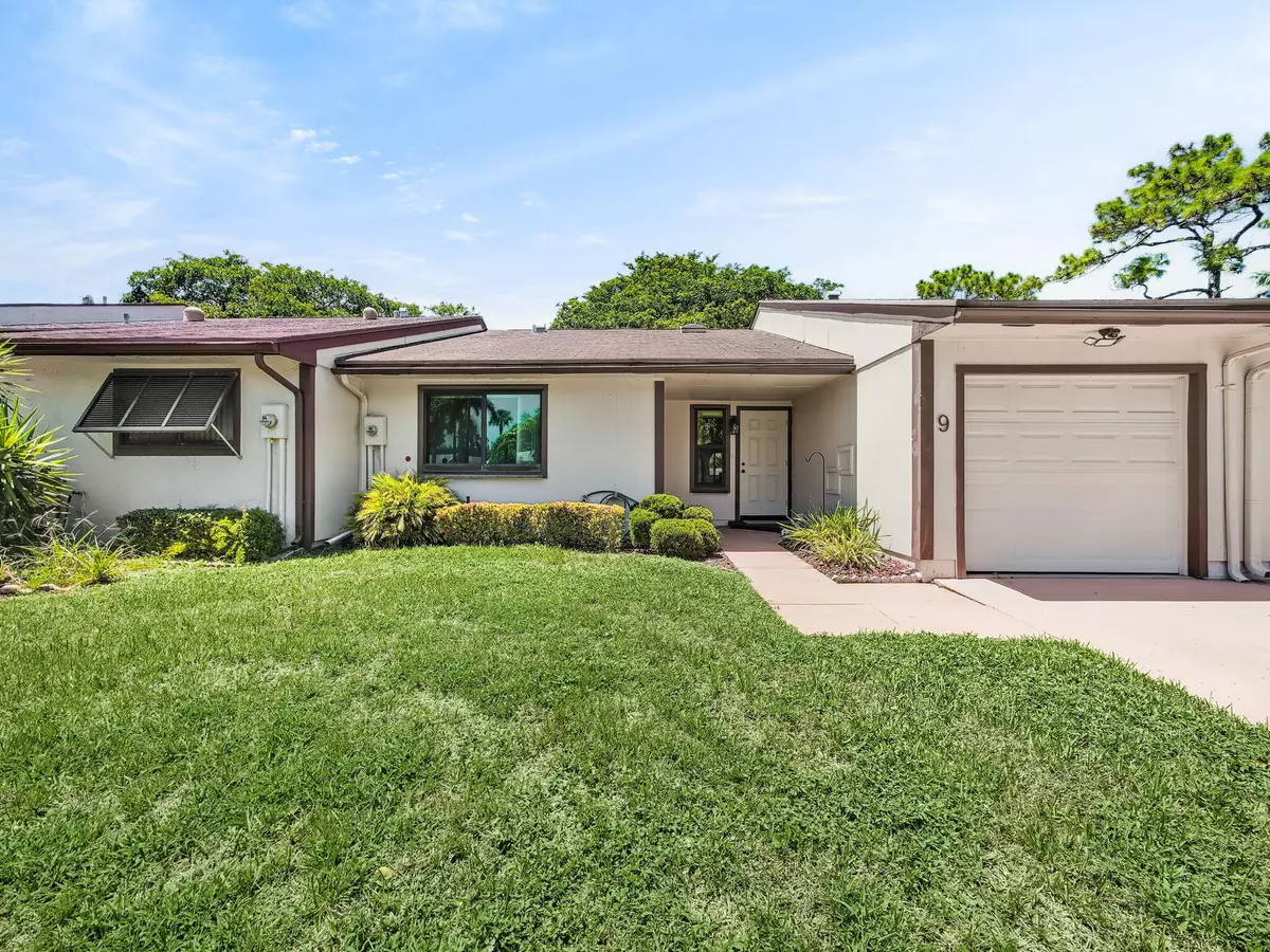 Boynton Beach, FL 33426,9 Brompton LN