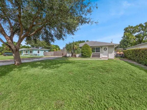 Delray Beach, FL 33484,5199 Madison RD