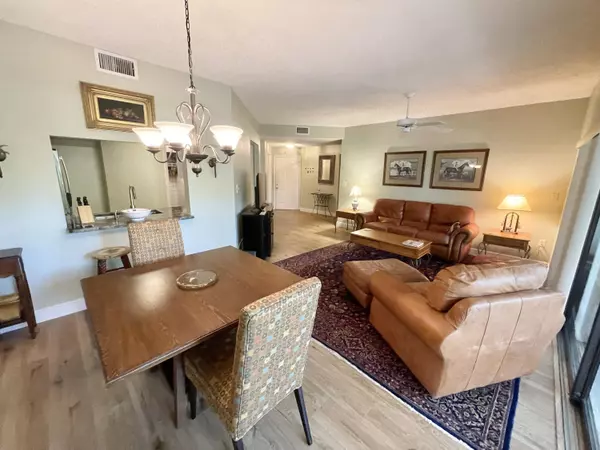 Wellington, FL 33414,12708 Shoreline DR C