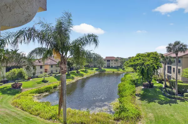 5147 Europa DR W, Boynton Beach, FL 33437