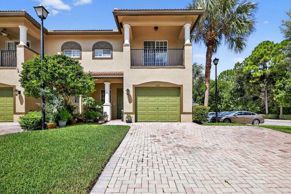6272 S Military Trail 206, Lake Worth, FL 33463