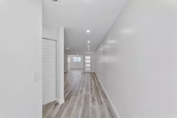 Deerfield Beach, FL 33442,273 NW 36th AVE