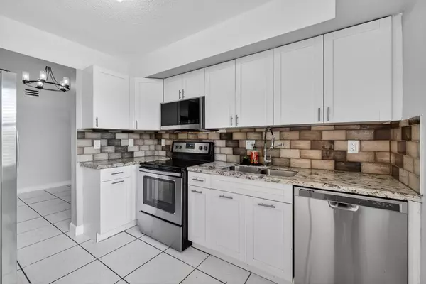 Oakland Park, FL 33309,3239 NW 44th ST 3