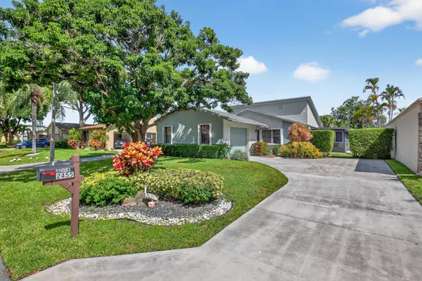2455 NW 10th ST, Delray Beach, FL 33445