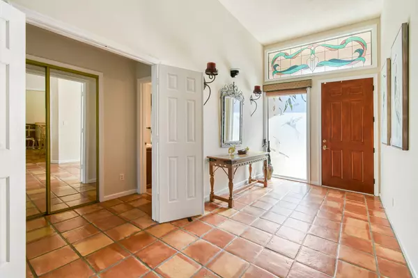 Tequesta, FL 33469,151 Country Club DR