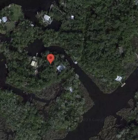 Homosassa, FL 34448,5935 Hellgate IS