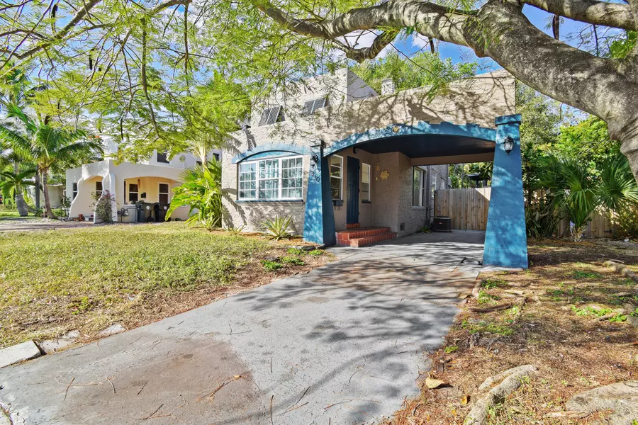 310 Columbia DR, Lake Worth Beach, FL 33460