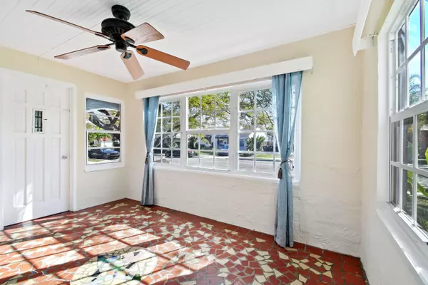 Lake Worth Beach, FL 33460,310 Columbia DR