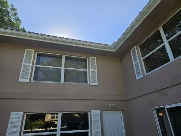 West Palm Beach, FL 33409,1945 Stratford WAY