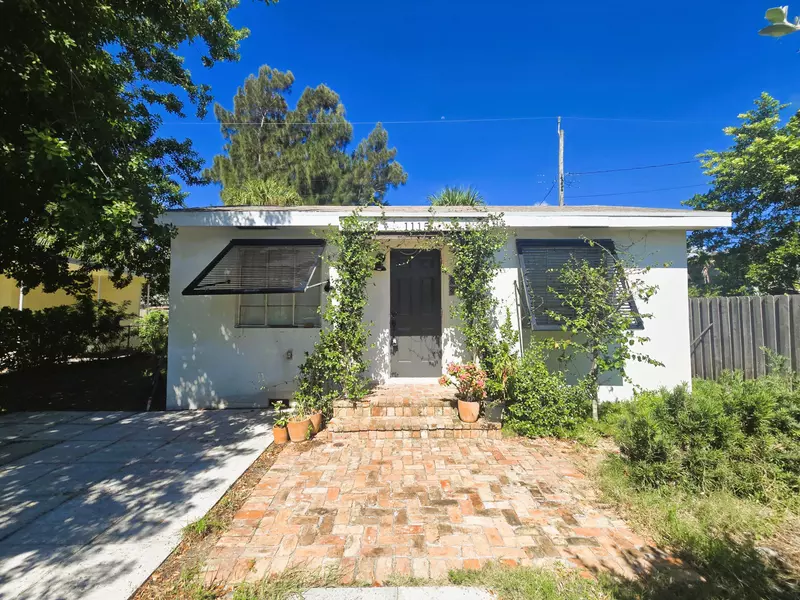 1115 S M ST, Lake Worth Beach, FL 33460