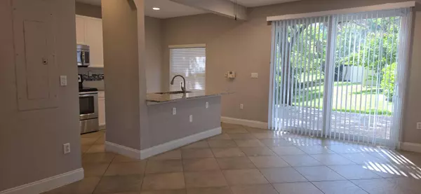 219 Lake Monterey CIR, Boynton Beach, FL 33426