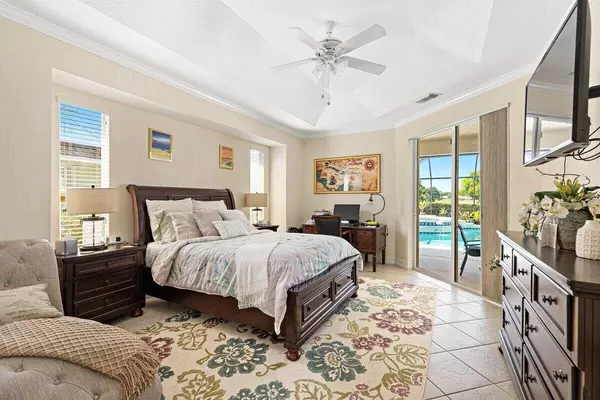 Port Saint Lucie, FL 34953,212 SW Whitewood DR