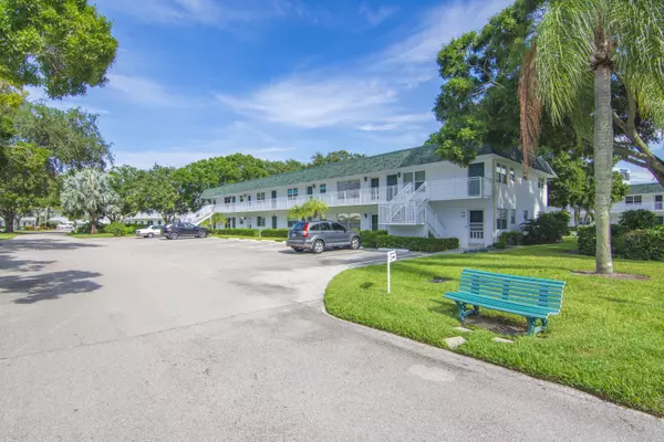 Vero Beach, FL 32960