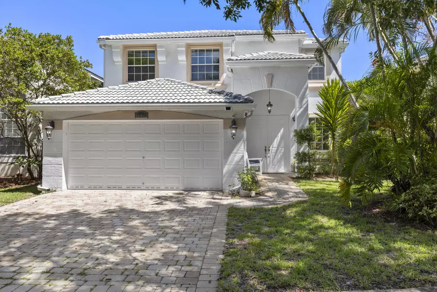 1500 Running Oak LN, Royal Palm Beach, FL 33411