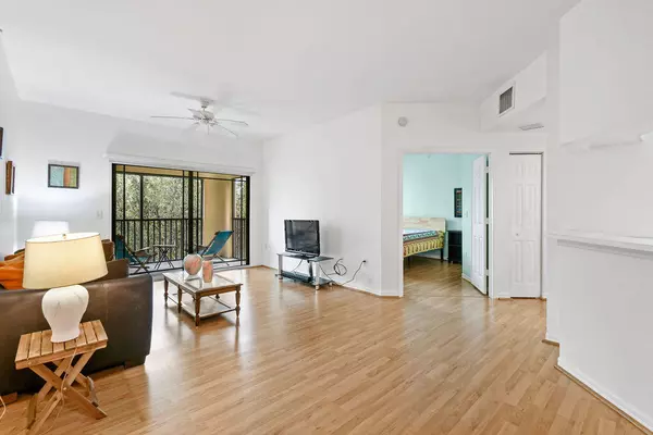 Palm Beach Gardens, FL 33410,2727 Anzio CT 307