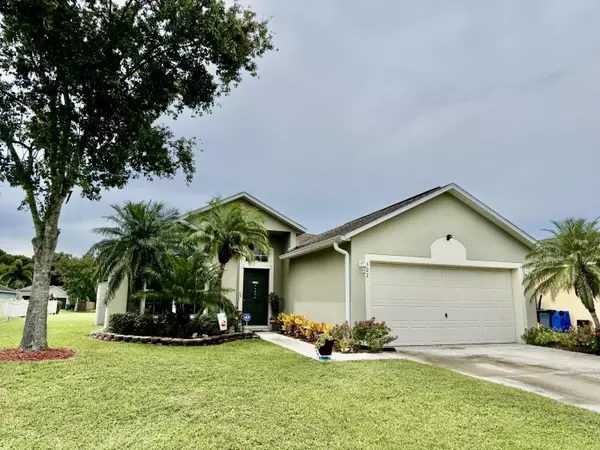 527 SE 38th AVE, Okeechobee, FL 34974