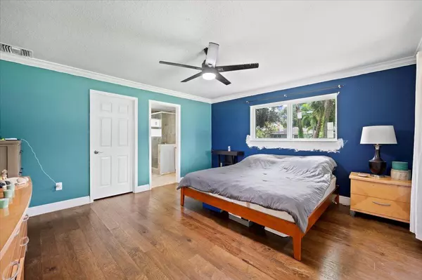 West Palm Beach, FL 33411,11128 N 42nd RD