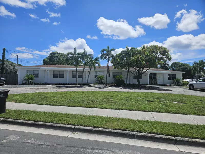 1121 11th ST, West Palm Beach, FL 33401